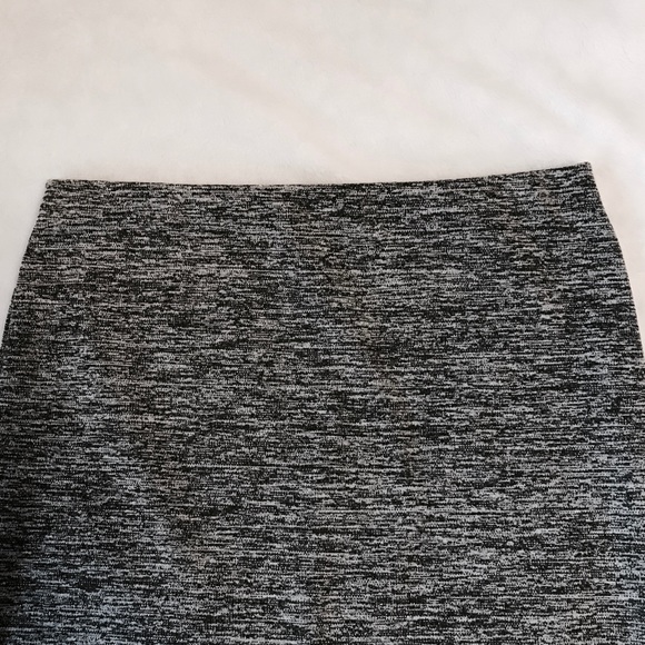Dresses & Skirts - B•wear • grey and black printed skirt
